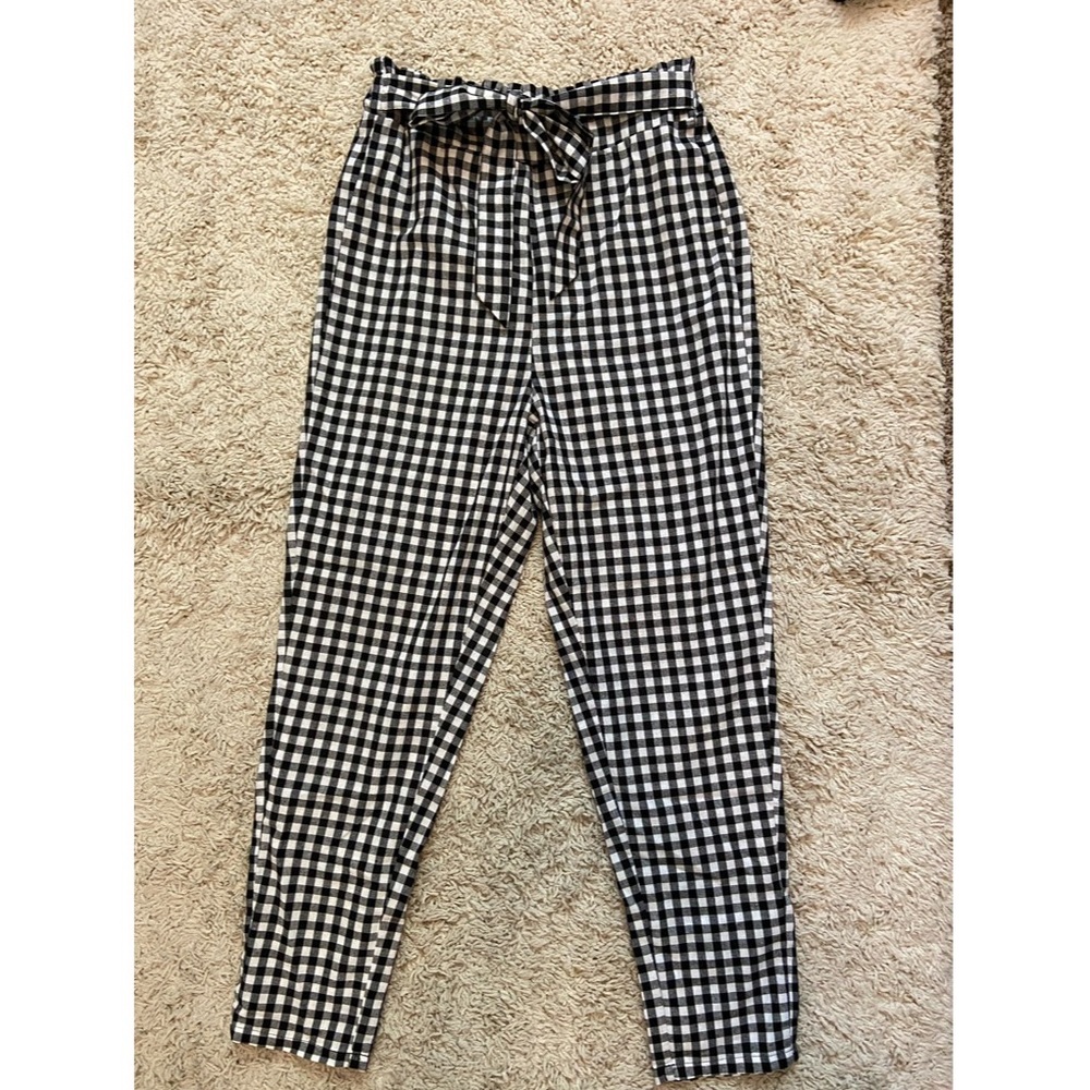 Paper bag pants, black and white checkered w/ bow